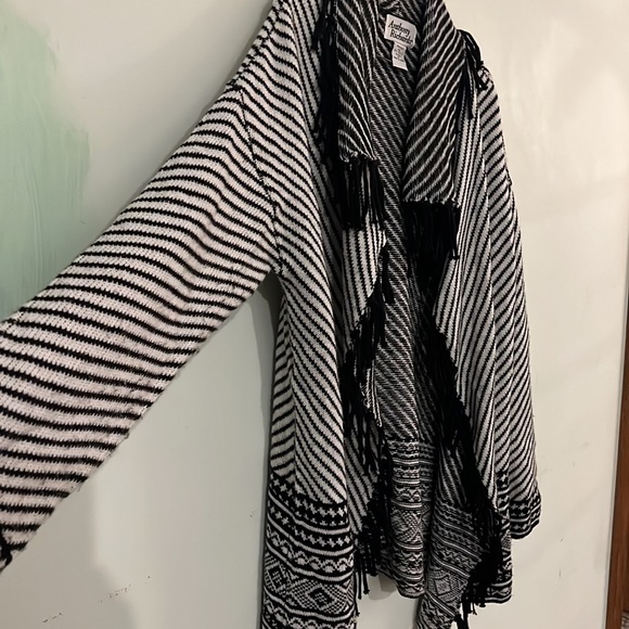 Anthony Richards. Open Front Striped Fringe Cardigan one size - Picture 8 of 11